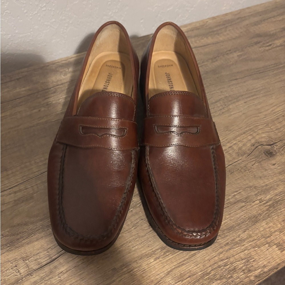 Johnston & Murphy Rich Brown Leather Slip-Ons